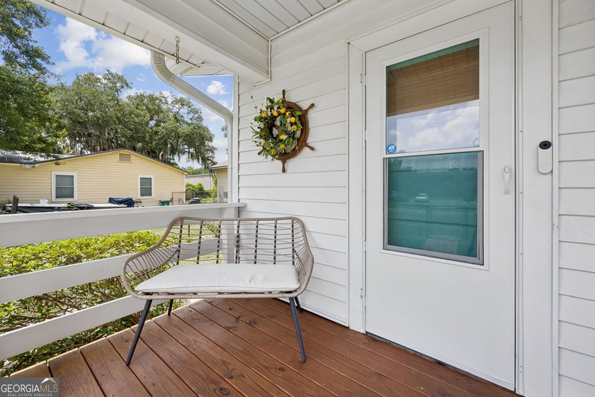 Charming cottage in downtown St. Marys featuring character - photo 6