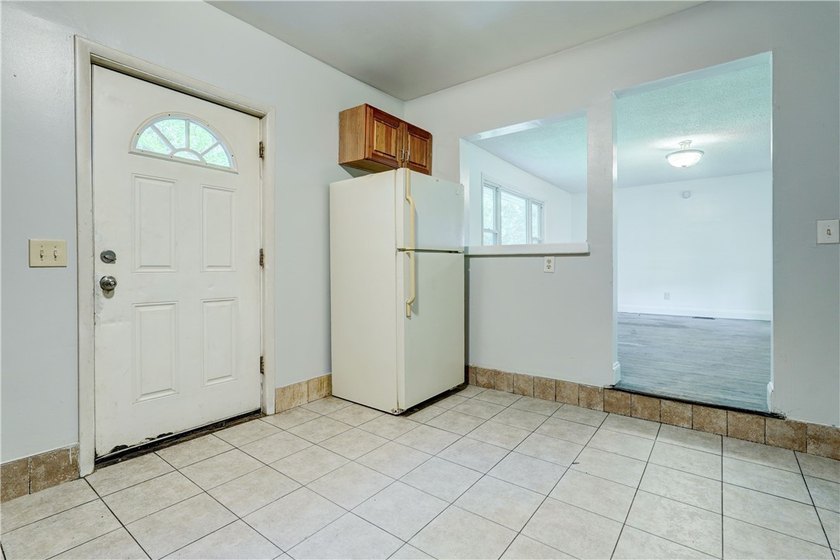 **Group showings only Saturday 7/25 11 AM to 12:30 PM, Monday - photo 21