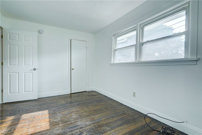 **Group showings only Saturday 7/25 11 AM to 12:30 PM, Monday - photo 31