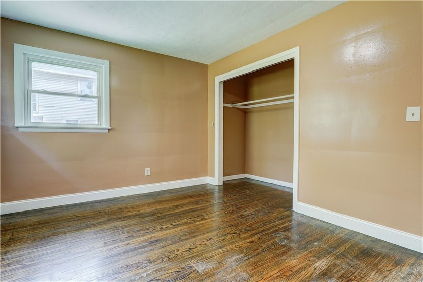**Group showings only Saturday 7/25 11 AM to 12:30 PM, Monday - photo 35