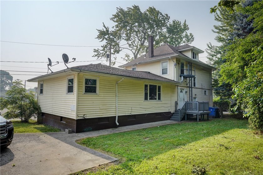 **Group showings only Saturday 7/25 11 AM to 12:30 PM, Monday - photo 39