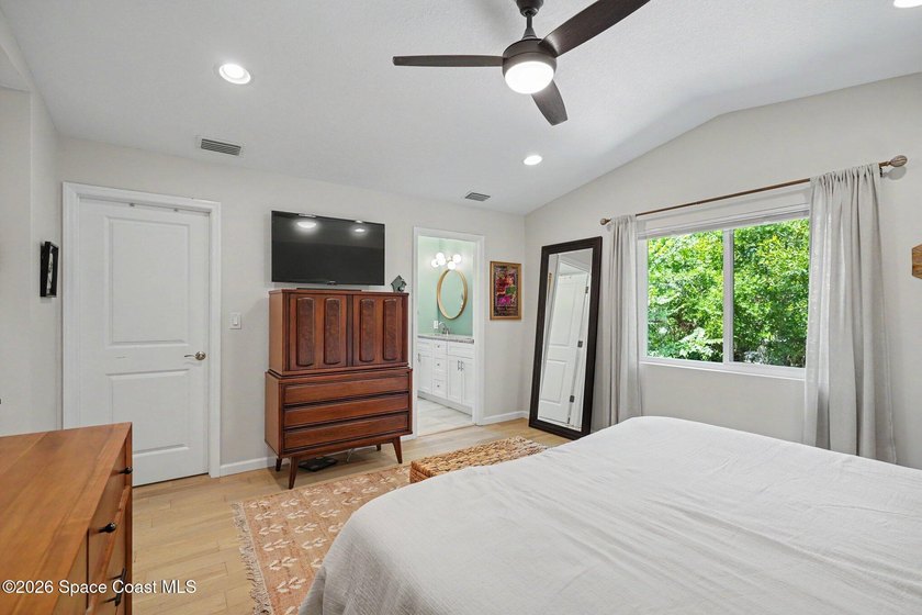 New Listing | Downtown Melbourne Area! Built in 2021, this - photo 12