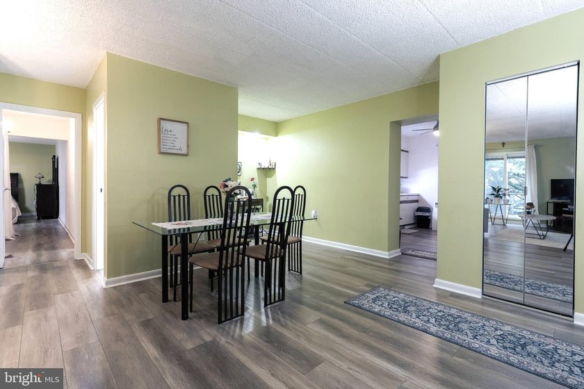 Welcome to carefree living in the highly desirable Haverford - photo 7