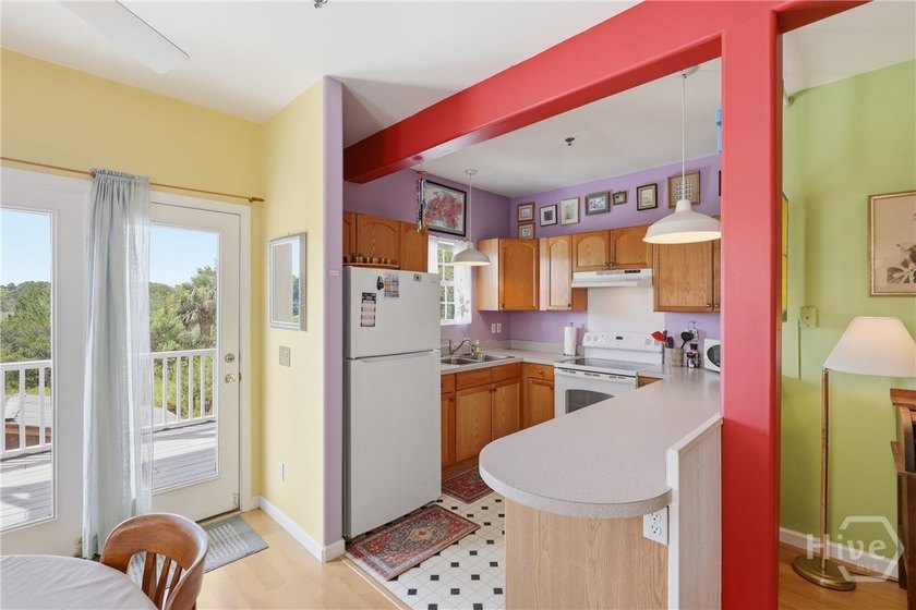 Located on the banks of Chimney Creek this fabulous property is - photo 11