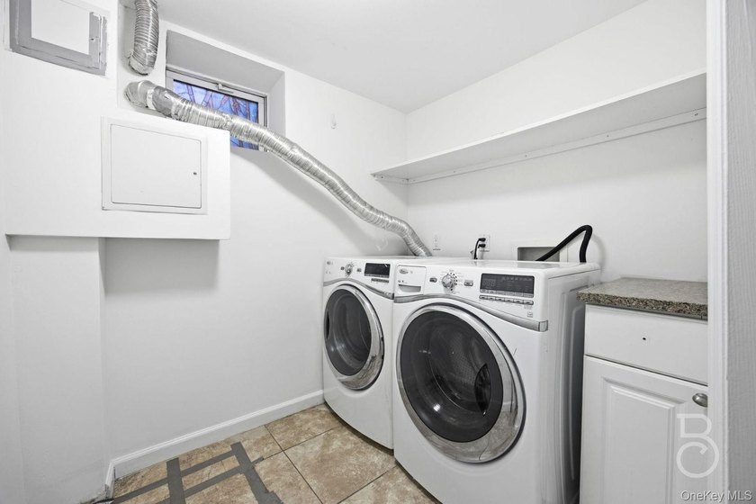 Don t miss this charming brick one-family home in the Ditmars - photo 14