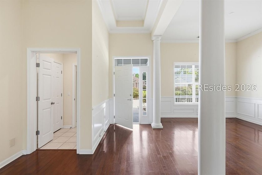 Popular Rivers model in highly sought-after Island West! - photo 8