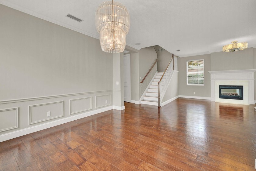 Beautifully maintained 5BR/4BA/2CAR Garage CBS POOL home in the - photo 19