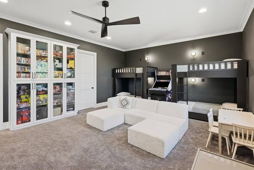 There are luxury homes... and then there are homes that define a - photo 26