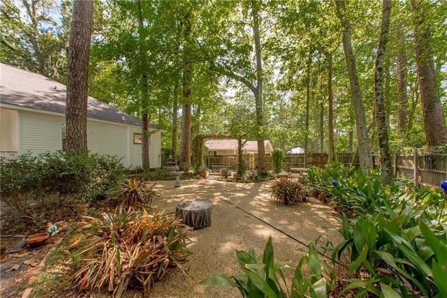 Welcome to Chinchuba Gardens, a serene neighborhood tucked among - photo 36