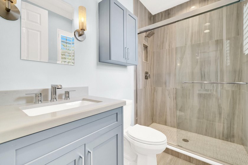 Beautifully maintained 5BR/4BA/2CAR Garage CBS POOL home in the - photo 36