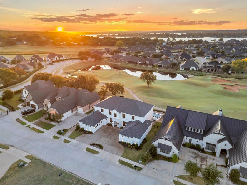 There are luxury homes... and then there are homes that define a - photo 38