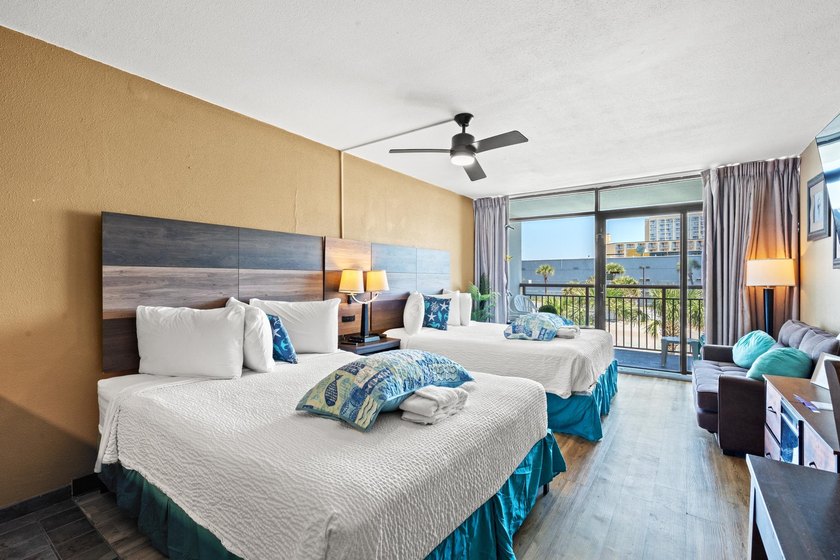 Wake up to oceanfront views in this fully furnished efficiency - photo 3