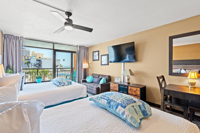 Wake up to oceanfront views in this fully furnished efficiency - photo 5