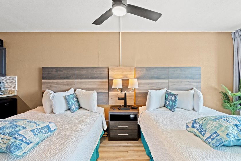 Wake up to oceanfront views in this fully furnished efficiency - photo 6