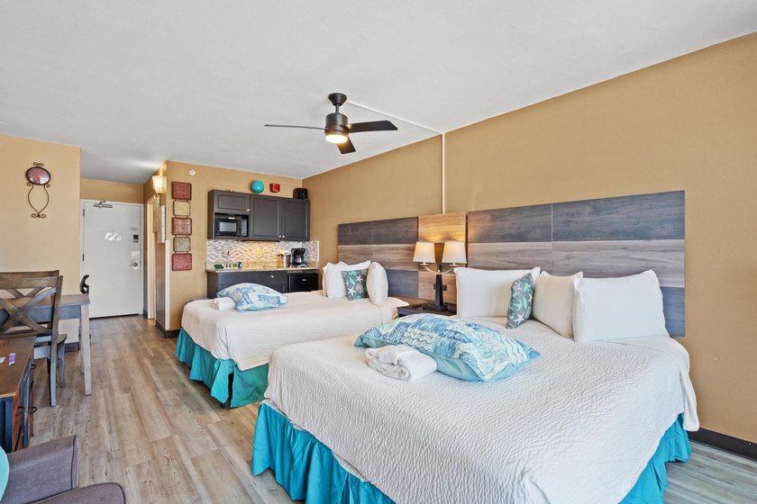 Wake up to oceanfront views in this fully furnished efficiency - photo 8