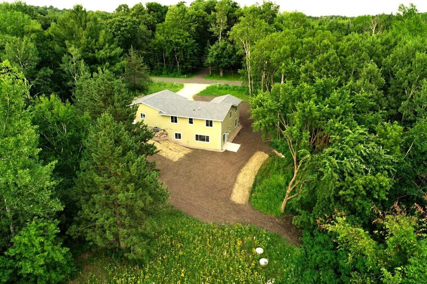 Looking for low maintenance country living- You've found it! - photo 2