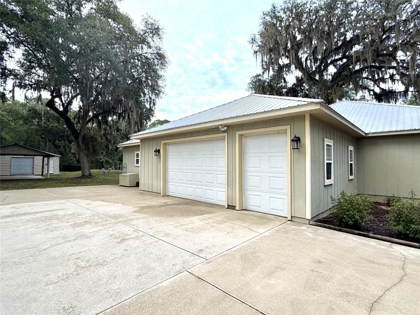 Check out this awesome FULLY FURNISHED home nestled on 7.7 - photo 42