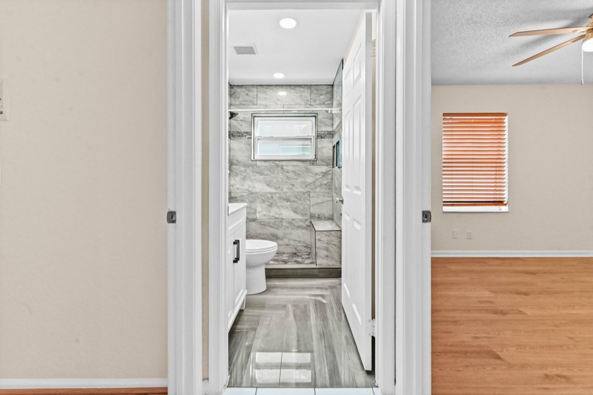 Welcome to a beautifully maintained 3 bedrooms and 2 bathrooms - photo 19