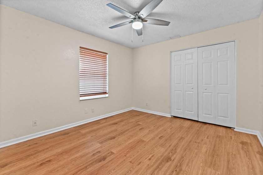 Welcome to a beautifully maintained 3 bedrooms and 2 bathrooms - photo 21