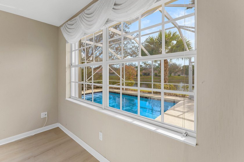 Back on the market! Buyer's financing fell through. Their loss - photo 26