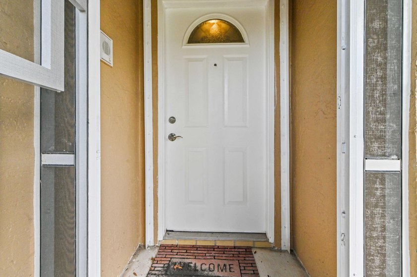 Welcome to a beautifully maintained 3 bedrooms and 2 bathrooms - photo 29