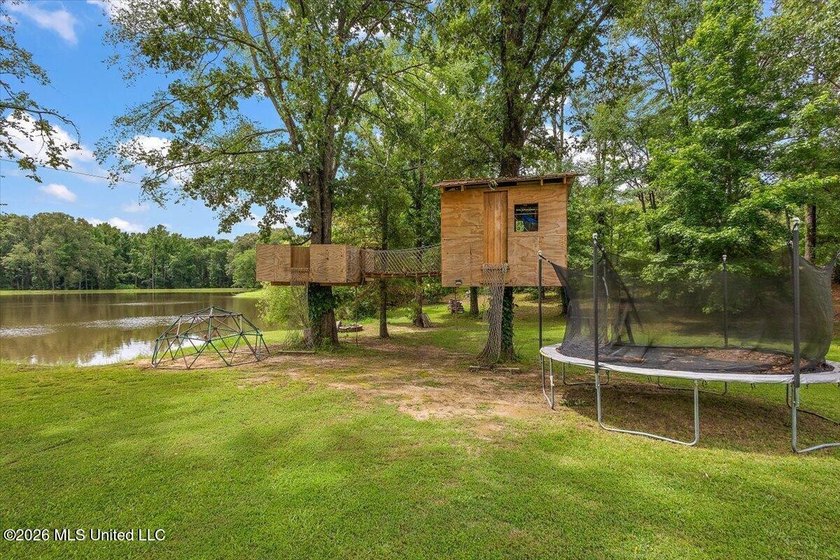 Welcome to 6 Red Head Pointe in Raymond! Tucked away in a quiet - photo 45