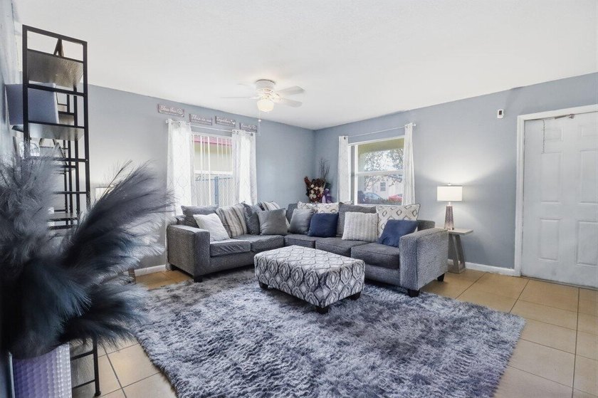 First time homeowner opportunity! Seller concessions offered! - photo 4