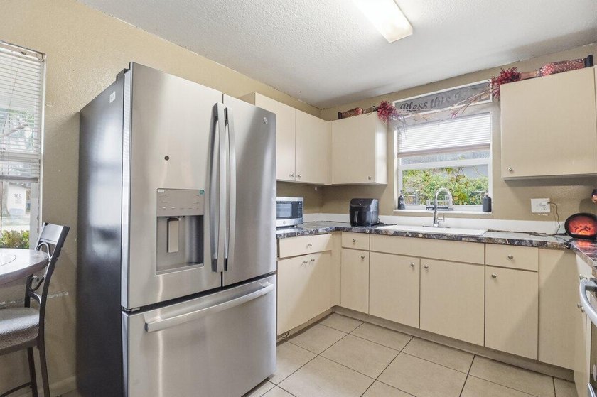 First time homeowner opportunity! Seller concessions offered! - photo 10