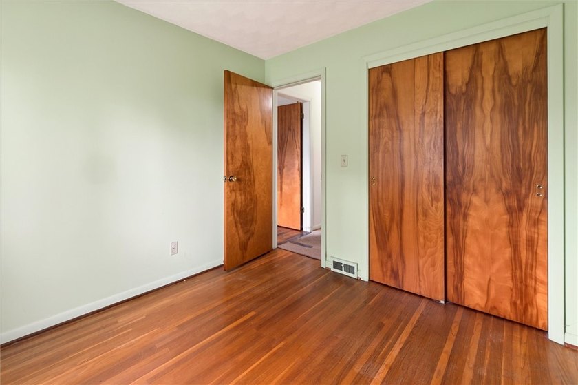 Endless potential awaits at 181 Lida Lane! This lovingly - photo 26