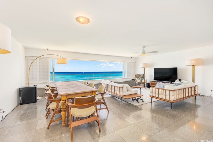 Rare opportunity to own a unique combined oceanfront residence - photo 4