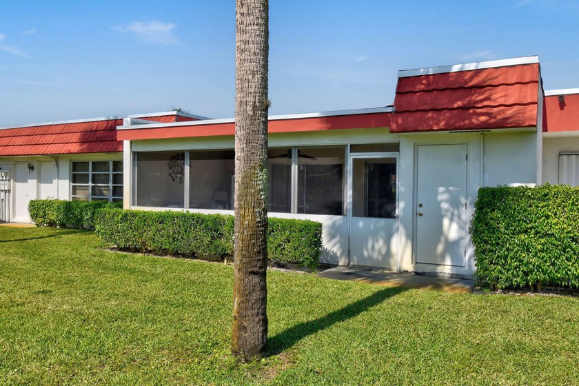 Move-in ready home in a desirable 55+ community offering comfort - photo 30
