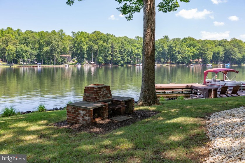Rare Deep-Water Lakefront Living-Turnkey, Updated, and Ready for - photo 10