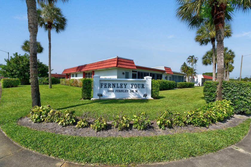 Move-in ready home in a desirable 55+ community offering comfort - photo 32