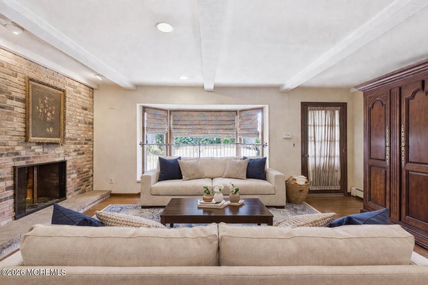 Welcome to this spacious 6-bedroom, 4.5-bath home offering over - photo 9