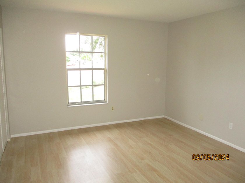 Nestled at the end of a quiet cul-de-sac, this well-maintained - photo 16