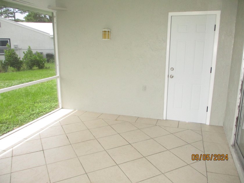 Nestled at the end of a quiet cul-de-sac, this well-maintained - photo 20