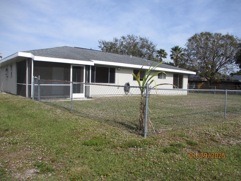Nestled at the end of a quiet cul-de-sac, this well-maintained - photo 26