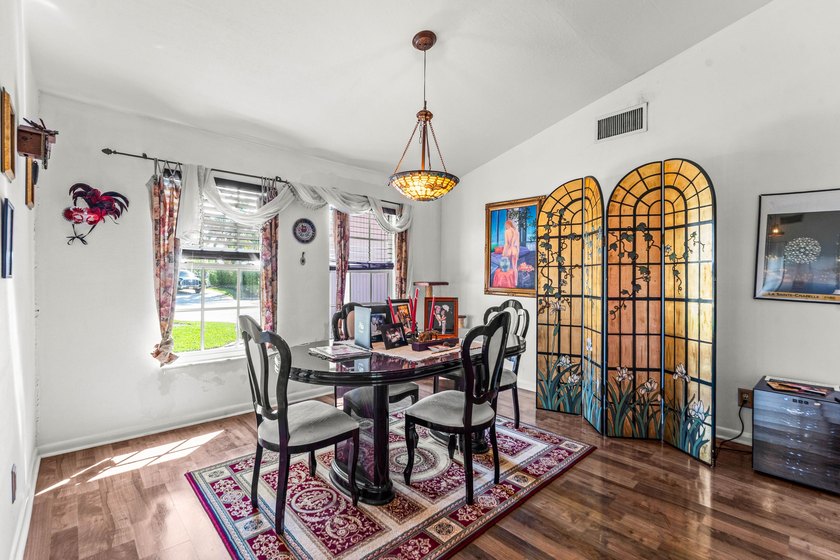 Great home in an even better location! Check out this 3 bed 2 - photo 11