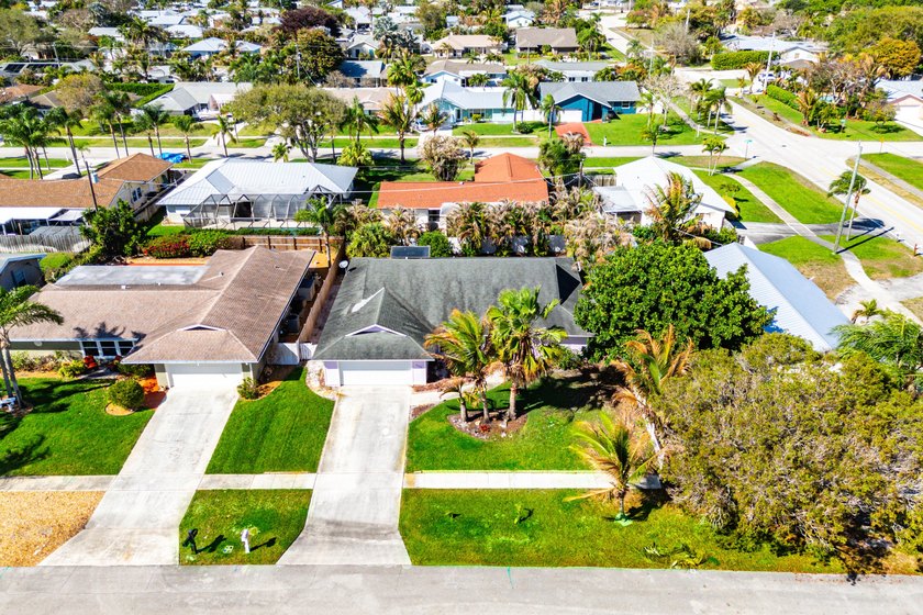 Great home in an even better location! Check out this 3 bed 2 - photo 42