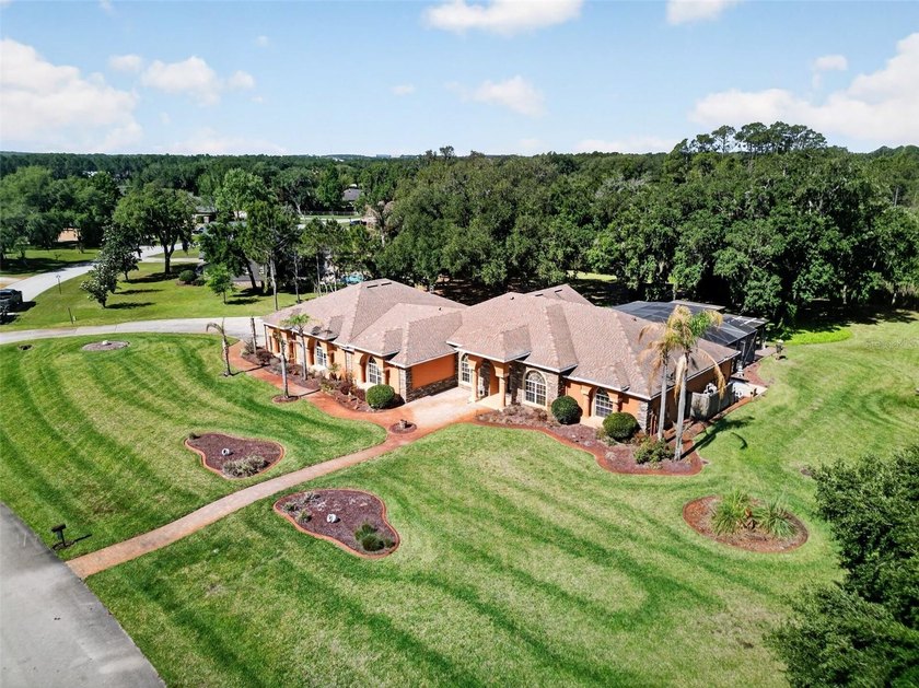 This exceptional single-story estate blends luxury, comfort, and - photo 9