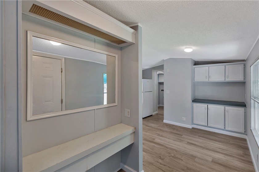Single Wide Mobile home located on a 1.28-acre level lot. Brand - photo 14