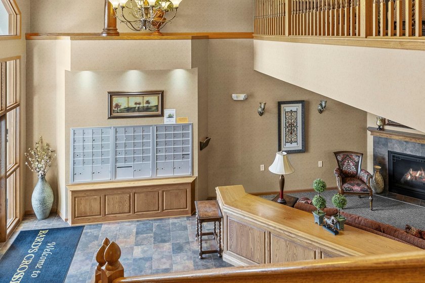 Welcome home to this beautifully updated 1 bedroom, 1 bathroom - photo 16