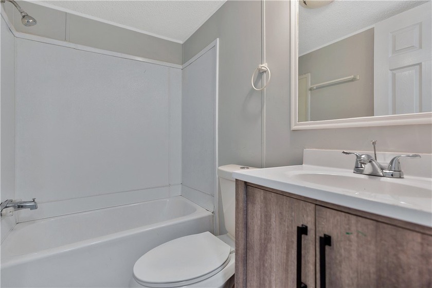 Single Wide Mobile home located on a 1.28-acre level lot. Brand - photo 19