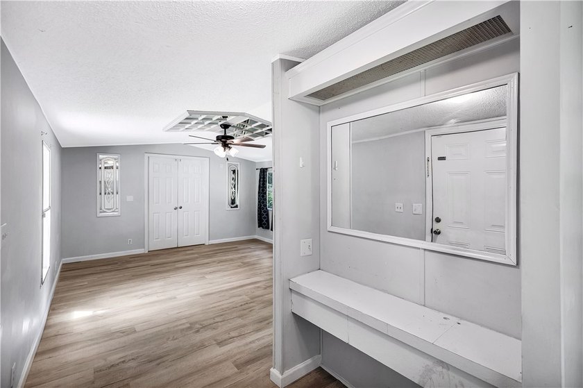 Single Wide Mobile home located on a 1.28-acre level lot. Brand - photo 32
