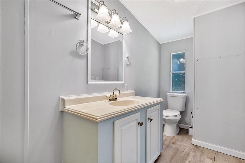 Single Wide Mobile home located on a 1.28-acre level lot. Brand - photo 44