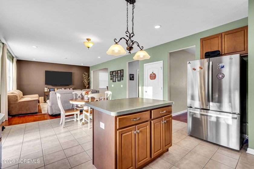Built in 2010 and set on a quiet cul-de-sac, this 4-bedroom, 2 - photo 16