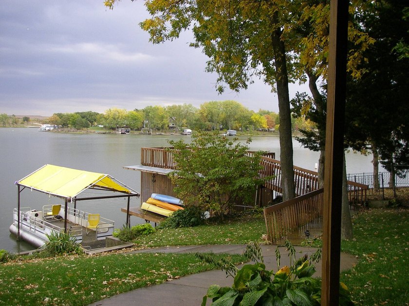 Lake Wabaunsee, in the heart of the Kansas Flint Hills, is a - photo 17