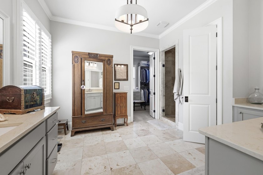 Beautifully updated custom home in The Coves at Cuscowilla - photo 24