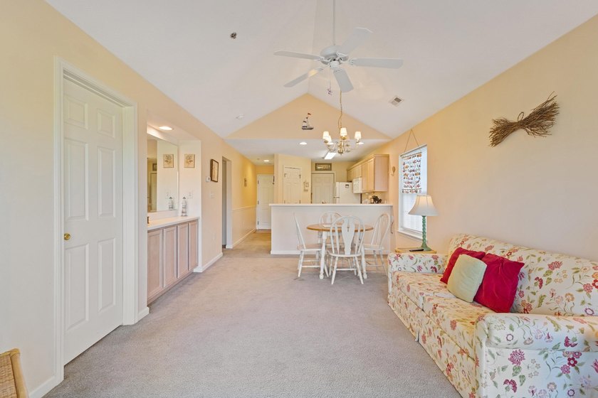 Introducing this fully furnished, top-floor end unit 2-bedroom - photo 4