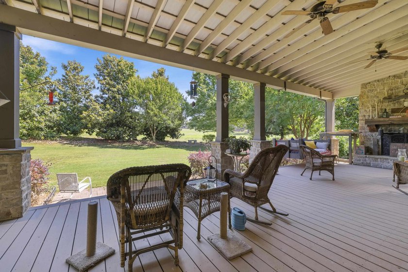 Beautifully updated custom home in The Coves at Cuscowilla - photo 46